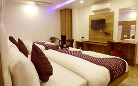 Hotel True Stay At New Delhi Railway Station
